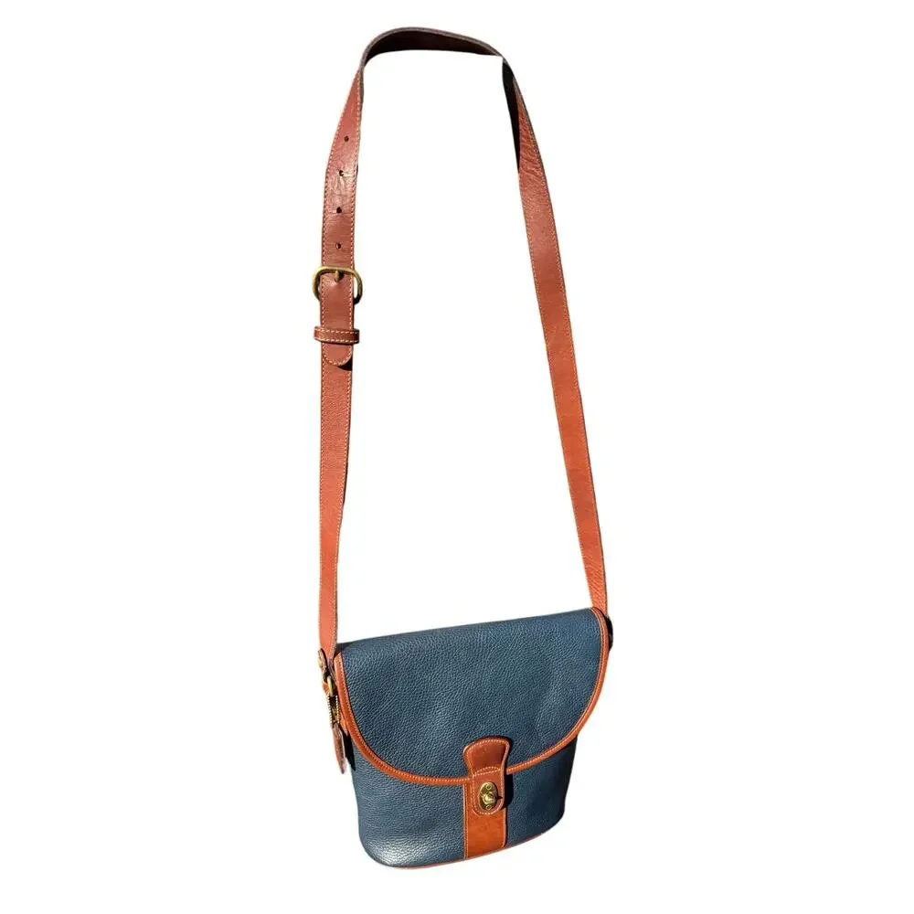 Vintage COACH Sheridan Pebbled Leather Crossbody